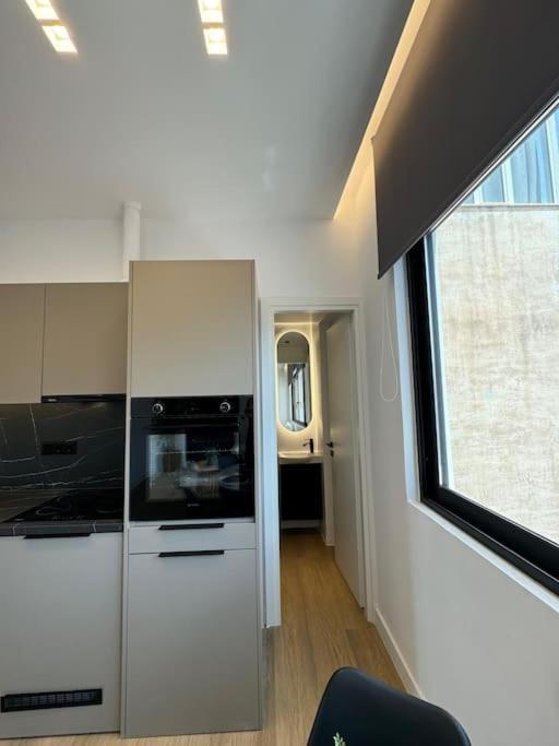 Bluemotion - Centralsuite 6Β Piraeus Bagian luar foto