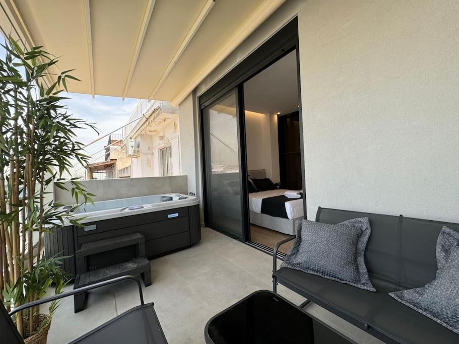Bluemotion - Centralsuite 6Β Piraeus Bagian luar foto